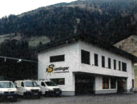 Firmengebäude Außenansicht in Großkirchheim